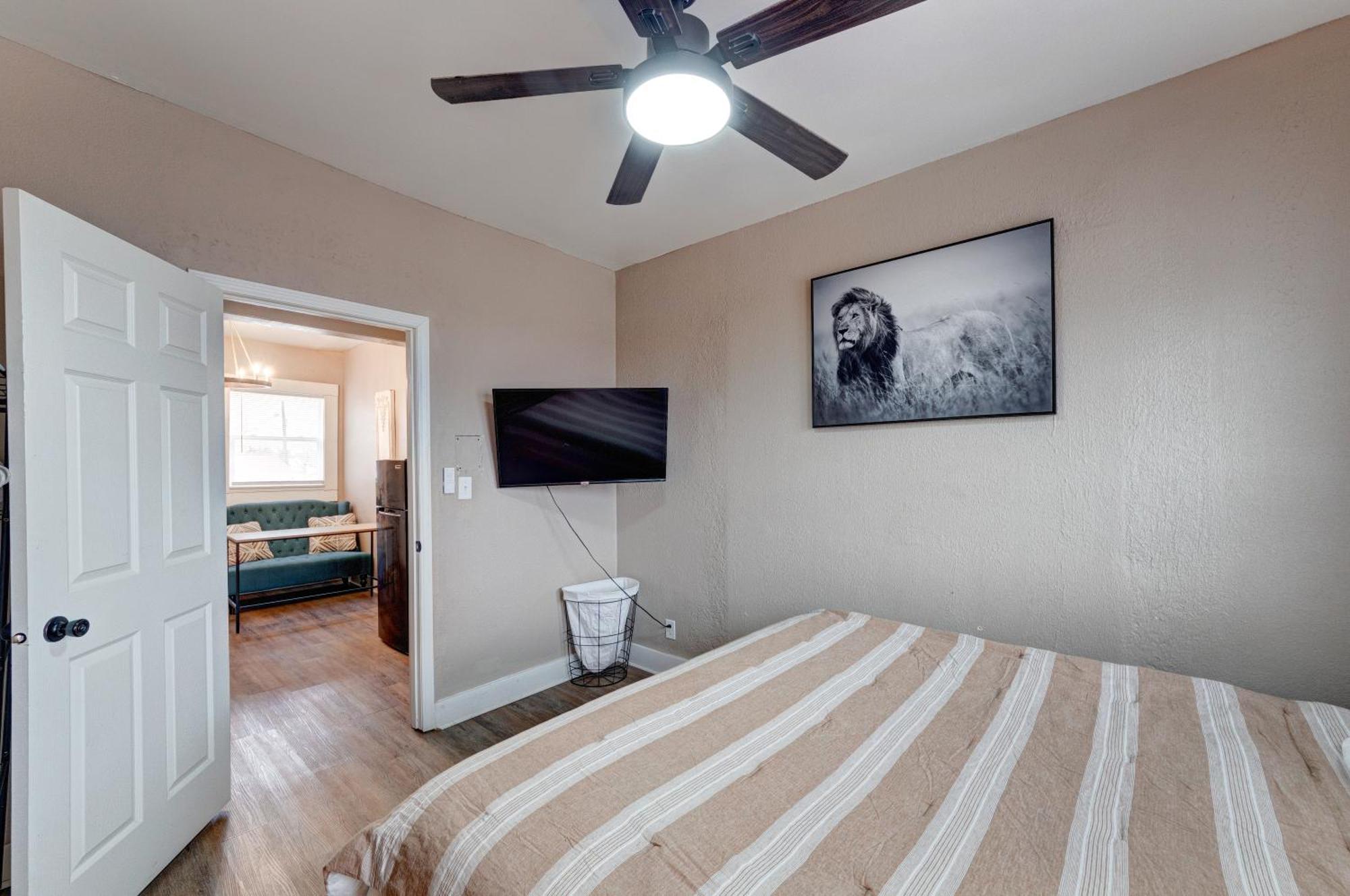Prime 2Br Gem, Near Convention Hub! Lägenhet Indianapolis Exteriör bild