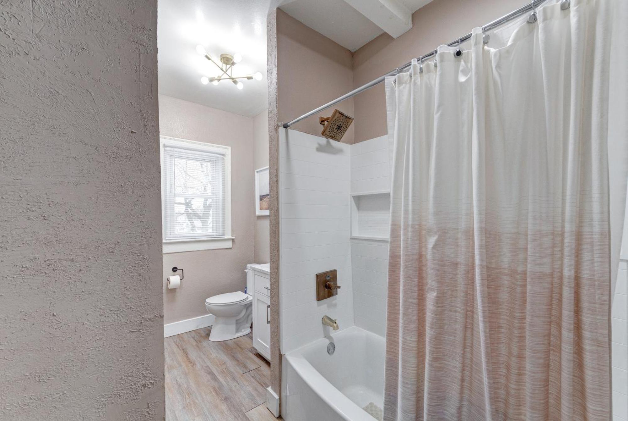 Prime 2Br Gem, Near Convention Hub! Lägenhet Indianapolis Exteriör bild